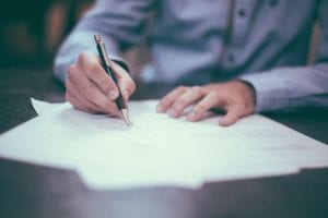 6 Contract Mistakes That Can Kill Your Business